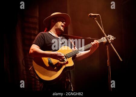 Piazzale degli Alpini Bergamo 25. September 2021 Gianluca Grignani - Akustik - live im Bergamo1000 © Andrea Ripamonti / Alamy Stockfoto