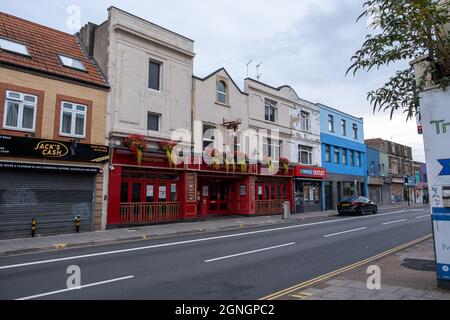 Das Äußere von St. Georges Hall - JD Wetherspoon. 203 Church Rd, Redfield, Bristol BS5 9HL (September 2021). Geschlossen Am 21. September Stockfoto