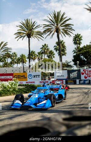 Long Beach, Kalifornien, USA. September 2021. ALEX PALOU (10) aus Barcelona, Spanien, übt für den Acura Grand Prix von Long Beach in den Straßen von Long Beach in Long Beach, Kalifornien. (Bild: © Brandon Carter Grindstone Media/ASP via ZUMA Press Wire) Stockfoto