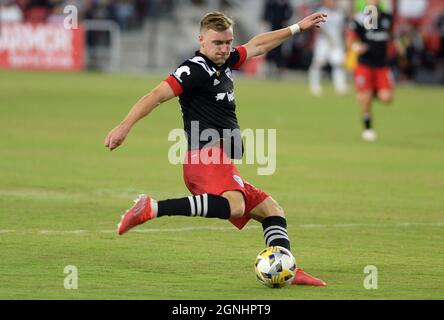 Washington, USA. September 2021. D.C. United Mittelfeldspieler Julian Gressel (31) schieß in der zweiten Halbzeit auf dem Audi-Feld in Washington, DC, Samstag, 25. September 2021, gegen den FC Cincinnati. United besiegte den FC Cincinnati 4-2. (Foto: Chuck Myers/Sipa USA) Quelle: SIPA USA/Alamy Live News Stockfoto