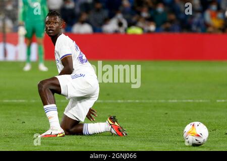 Eduardo Camavinga von Real Madrid während des La Liga-Spiels zwischen Real madrid und Villarreal CF im Santiago Bernabeu Stadion in Madrid, Spanien. Stockfoto