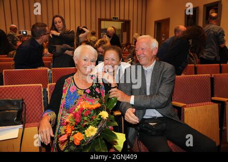 Der Förderkreis des Naturkundemuseums Görlitz gibt den 11. Görlitzer Meridian Naturfilmpreis ist an die Naturfilmproduktion Heinz und Ingrid von Matth Stockfoto