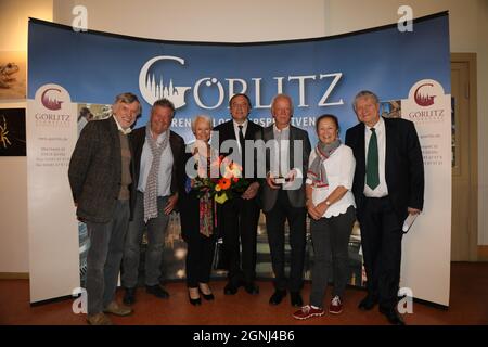 Der Förderkreis des Naturkundemuseums Görlitz gibt den 11. Görlitzer Meridian Naturfilmpreis ist an die Naturfilmproduktion Heinz und Ingrid von Matth Stockfoto