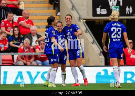 Sam Kerr (20) von Chelsea F.C Women feiert ihr Tor und macht 1-4 Punkte Stockfoto