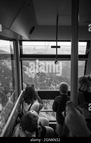 Fahrt mit der Seilbahn auf den Gipfel des Kasprowy Wierch in Polen Stockfoto