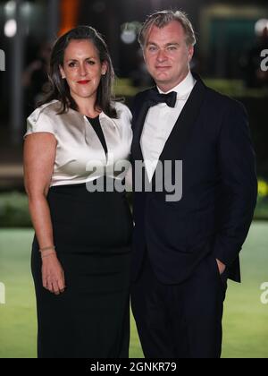 LOS ANGELES, KALIFORNIEN, USA - 25. SEPTEMBER: Emma Thomas und Ehemann/Regisseur Christopher Nolan kommen zur Eröffnungsgala des Academy Museum of Motion Picturs, die am 25. September 2021 im Academy Museum of Motion Picturs in Los Angeles, Kalifornien, USA, stattfand. (Foto von Xavier Collin/Image Press Agency/Sipa USA) Stockfoto