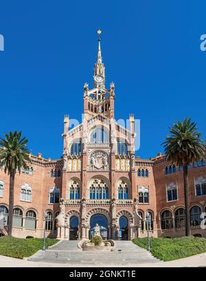 Krankenhaus des Heiligen Kreuzes und des Heiligen Paulus (de la Santa Creu i Sant Pau) in Barcelona, Spanien Stockfoto