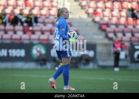 Orebro, Schweden. September 2021. Milla-Majasaari (28 AIK) während des Spiels in der Schwedischen Liga OBOS Damallsvenskan zwischen KIF Orebro und AIK in der Behrn Arena in Orebro, Schweden. Kredit: SPP Sport Pressefoto. /Alamy Live News Stockfoto