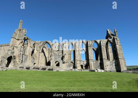 20. September 2021: Blick auf die Ruinen von Bolton Priory, North Yorkshire Stockfoto