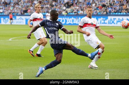 Stadt Bochum, Deutschland. 26. Sep, 2021. firo: 26.09.2021, Fuvuball, 1. Bundesliga, Saison 2021/2022, VfL Bochum - VfB Stuttgart 0: 0 Christopher ANTWI-ADJEI, Bochum Credit: dpa/Alamy Live News Stockfoto