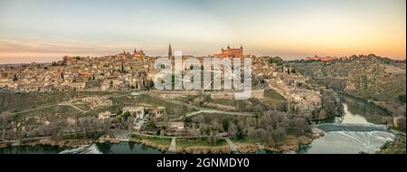 Sonnenuntergang in der Stadt Toledo. Februar 2019 Spanien Stockfoto