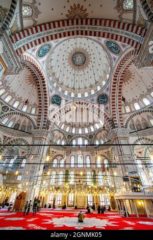 Innenansicht der Fatih-Moschee am 1. Januar 2021, istanbul, Türkei Stockfoto