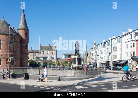 Portrush War Memorial, Mark Street, Portrush (Port Rois), County Antrim, Nordirland, Vereinigtes Königreich, Stockfoto