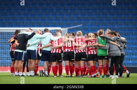 Chesterfield, England, 26. September 2021. Nach dem Spiel im Technique Stadium, Chesterfield, während des Spiels der FA Women's Championship. Bildnachweis sollte lauten: Simon Bellis / Sportimage Stockfoto