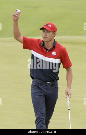 Kohler, Usa. September 2021. Collin Morikawa vom Team USA feiert am Sonntag, den 26. September 2021 in Kohler, Wisconsin, den Gewinn des 10. Lochs im 43. Ryder Cup bei Whistling Straits. Foto von Mark Black/UPI Credit: UPI/Alamy Live News Stockfoto