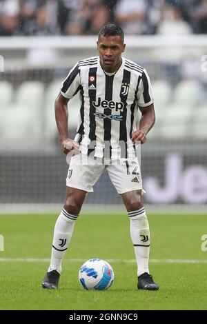 Turin, Italien, 26. September 2021. Alex Sandro von Juventus während des Spiels der Serie A im Allianz Stadium, Turin. Bildnachweis sollte lauten: Jonathan Moscrop / Sportimage Kredit: Sportimage/Alamy Live News Stockfoto