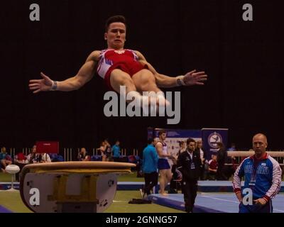 Moskau, Russland. Dezember 2018. Russische Turnerin im Gewölbe während der Veranstaltung. Das XXV. Internationale Turnturnier für den Pokal des Olympiasiegers Michail Voronin fand im Sportkomplex Olimpiyskiy statt. (Foto von Mihail Siergiejevicz/SOPA IMAG/Sipa USA) Quelle: SIPA USA/Alamy Live News Stockfoto