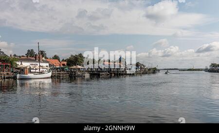 Die schmale Meerenge zwischen Enø und Karrebæksminde, Dänemark, 7. August 2021 Stockfoto