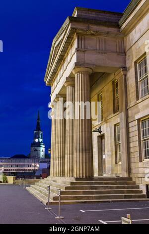 Die Moot Hall ist ein Gerichtsgebäude im Castle Garth in Newcastle upon Tyne, England. Die Struktur, die die Tyne-Brücke überblickt, ist Grade-I-gelistet. Stockfoto