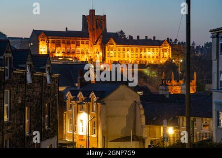 Bangor University, The School on the Hill, Gwynedd, Nordwales. Aufgenommen im September 2021. Stockfoto