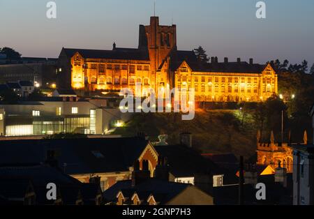 Bangor University, The School on the Hill, Gwynedd, Nordwales. Aufgenommen im September 2021. Stockfoto