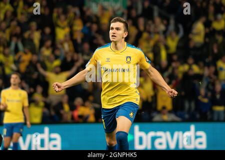 Brondby, Dänemark. September 2021. Mikael Uhre (11) aus Broendby IF punktet im 3F Superliga-Spiel zwischen Broendby IF und Aalborg Boldklub im Brondby Stadion. (Foto: Gonzales Photo/Alamy Live News Stockfoto