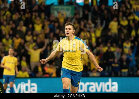 Brondby, Dänemark. September 2021. Mikael Uhre (11) aus Broendby IF punktet im 3F Superliga-Spiel zwischen Broendby IF und Aalborg Boldklub im Brondby Stadion. (Foto: Gonzales Photo/Alamy Live News Stockfoto