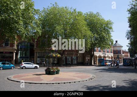 Blick auf die Bridge Street in Banbury, North Oxfordshire, Großbritannien, aufgenommen am 26. Juni 2020 Stockfoto