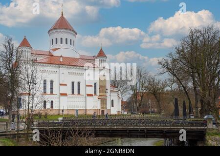 VILNIUS, LITAUEN - 2020. MÄRZ 06 eines der ältesten christlichen Heiligtümer der Stadt - die Kathedrale der Gottesmutter. Stockfoto