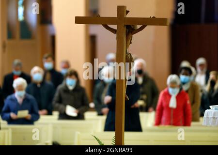 Kirche des heiligen Joseph des Fins. Katholische Messe. Karwoche. Annecy. Frankreich. Stockfoto