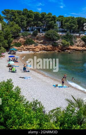 Capellans Beach. Cami de Ronda, ein Küstenpfad entlang der Costa Daurada, Katalonien Spanien. Sandweg beetwen l´Ampolla und l´ametlla de Mar. Route: Von L Stockfoto