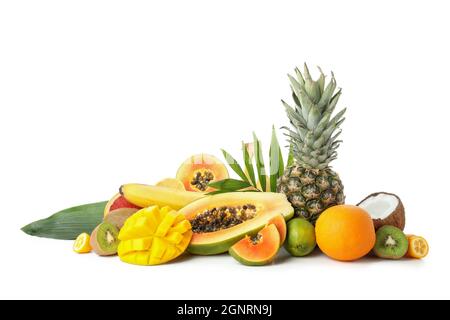 Reife exotische Früchte isoliert auf weißem Hintergrund. Stockfoto