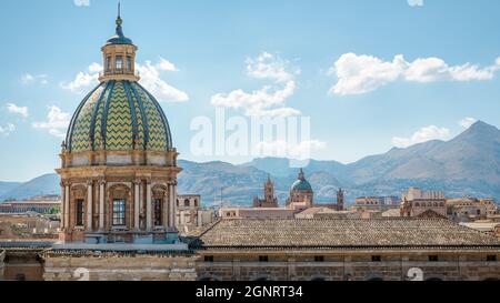 Panoramablick auf die Skyline von palermo, sizilien Stockfoto