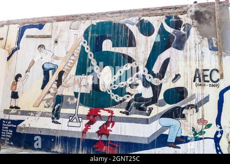 LEON, NICARAGUA - 25. APRIL 2016: Buntes Wandgemälde im Zentrum von Leon, Nicaragua Stockfoto