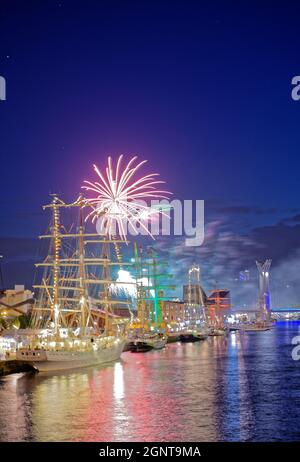 Frankreich, seine-Maritime (76), Rouen, l'Armada 2019, feu d'artificice // Frankreich, seine-Maritime (76), Rouen, Armada 2019, Feuerwerk Stockfoto