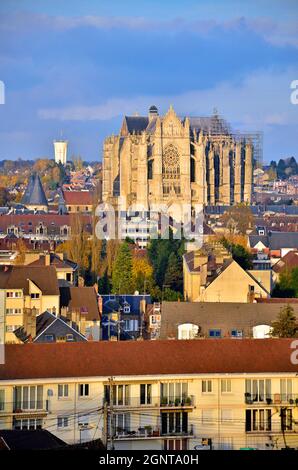 France, Oise (60), Beauvais, la cathédrale Saint-Pierre de Beauvais construite entre le XIIie et le XVIe siècle possède le plus haut coeur au monde (4 Stockfoto