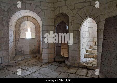 Frankreich, Dordogne (24), Périgord Vert, Bourdeilles, Intérieur de la Tour hexagonale et médiévale du château de Bourdeilles // Frankreich, Dordogne, Bourdei Stockfoto