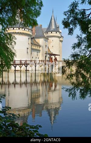 Frankreich, Loiret (45), Vallée de la Loire classée Patrimoine Mondial de l'UNESCO, Sully-sur-Loire, le Château de Sully-sur-Loire, propriété du départeme Stockfoto