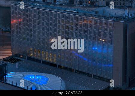 Frankreich, Paris (75), Institut du Monde Arabe par l'architecte Jean Nouvel et architecture-Studio // Frankreich, Paris, Institut du Monde Arabe (Arabische Welt Stockfoto