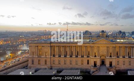 Frankreich, Paris (75), Zone classée au patrimoine Mondial de l'UNESCO, musée du Louvre, la Colonnade attribuée à l'architecte Claude Perrault en Guise d' Stockfoto