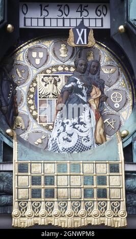 Detail von der berühmten Jugendstil Ankeruhr in Wien Stockfoto