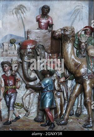 Krippe, das Kommen der Könige, Altarbild in der Kirche des hl. Matthäus in Stitar, Kroatien Stockfoto