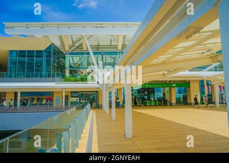Bild der Takanawa Gateway Station. Drehort: Metropolregion Tokio Stockfoto