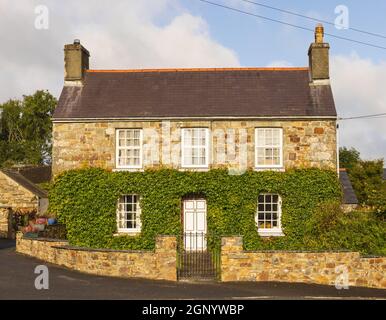 Walisische Steinhütte in Brynhenllan, Dinas, Pembrokeshire, Wales. VEREINIGTES KÖNIGREICH. Stockfoto