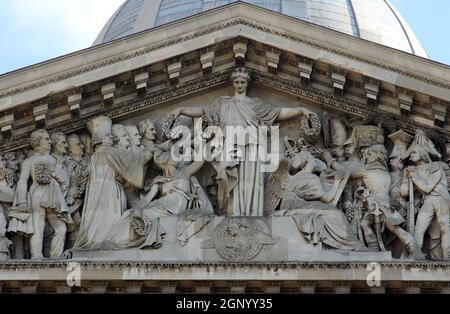 Paris - Tympanon des Pantheons Stockfoto