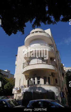 Bauhaus Architecture 15 Dov Hoz, Tel Aviv White City. Die Weiße Stadt bezieht sich auf eine Sammlung von über 4,000 Gebäuden, die im Bauhaus oder Internatio errichtet wurden Stockfoto