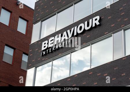 Montreal, QC, Kanada - 6. September 2021: Nahaufnahme des Verhaltens Interaktives Zeichen am Hauptsitz in Montreal, QC, Kanada. Stockfoto