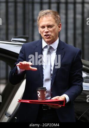 London, England, Großbritannien. September 2021. Der Staatssekretär für Transport GRANT SHAPPS kommt in der Downing Street an. (Bild: © Tayfun Salci/ZUMA Press Wire) Stockfoto