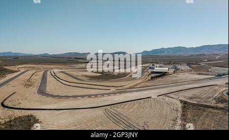 Andalusien Spanien Dezember 2020 Luftaufnahme des Circuito De Almeria Rennbahn in der Wüste Tabernas Stockfoto