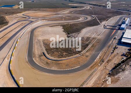 Andalusien Spanien Dezember 2020 Luftaufnahme des Circuito De Almeria Rennbahn in der Wüste Tabernas Stockfoto